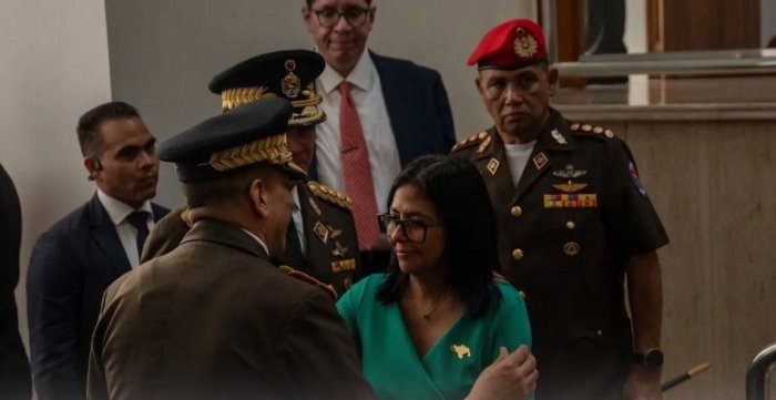 Delsi Rodriges Venesuelada tozalash ishlarini o‘tkazib, o‘z hokimiyatni mustahkamlamoqda — The New York Times 