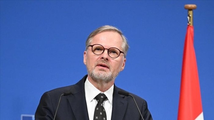 Чехия президенти Бош вахир ҳукумати истеъфосини қабул қилди