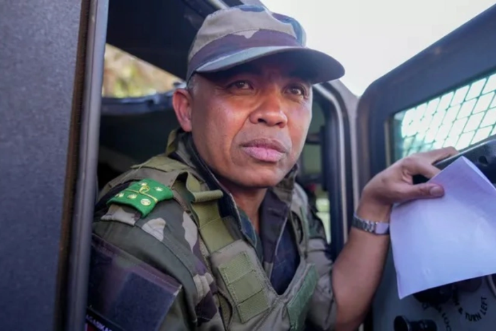 Mamlakatdan qochib ketgan Madagaskar prezidentining o‘rnini kim egallaydi?