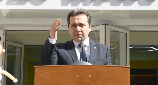 Shermatov: "Maktablarda o‘qishni 14 sentyabrdan boshlash taklifi kiritildi"