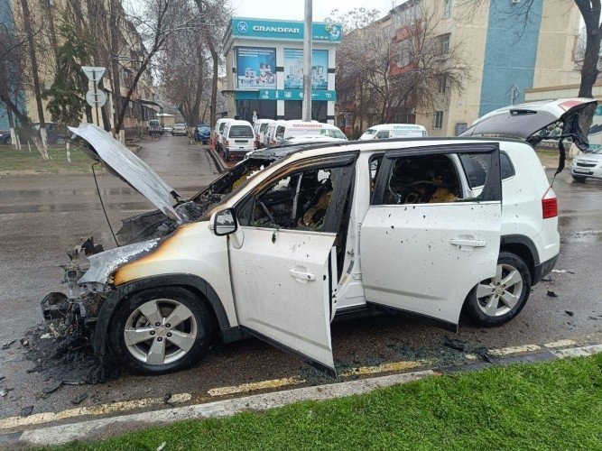 Toshkentda harakatlanib ketayotgan “Orlando” yonib ketdi