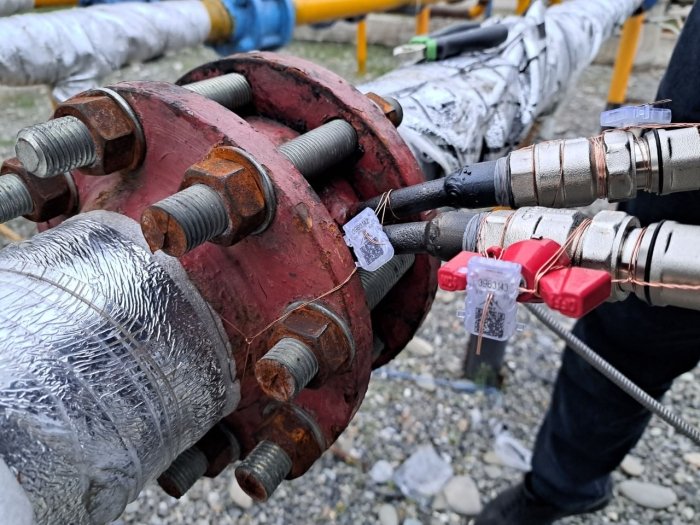 Oltinko‘l tumanidagi “gaz zapravka”da 13,8 mlrd so‘mlik tabiiy gaz talon-toroj qilingani aniqlandi