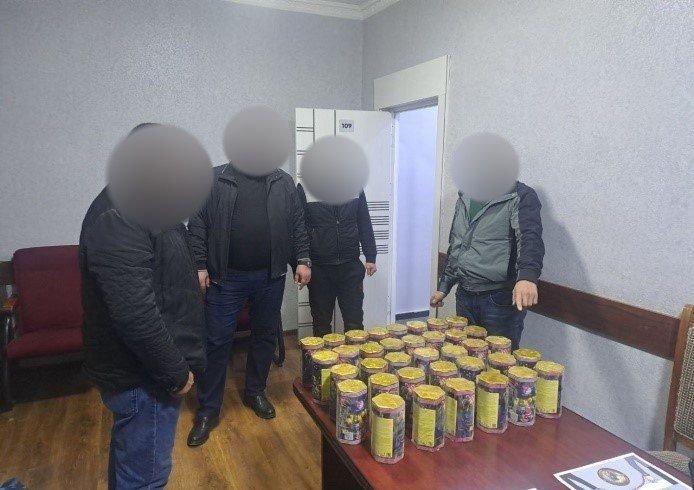 18.000.000 сўмлик пиротехника воситаларини сақлаб келаётган шахс аниқланди
