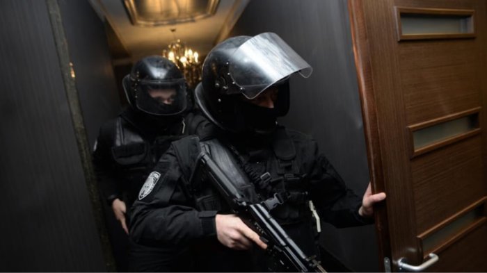 Madaniyat vazirining uyida korrupsiya ishi bo‘yicha tintuv o‘tkazildi