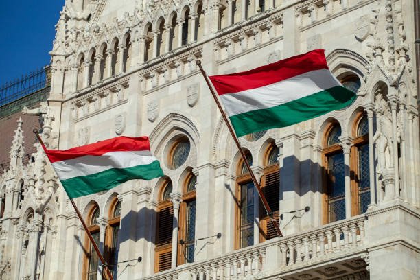 Vengriya Putinni Xalqaro jinoiy sud orderi asosida hibsga olmasligini ma’lum qildi