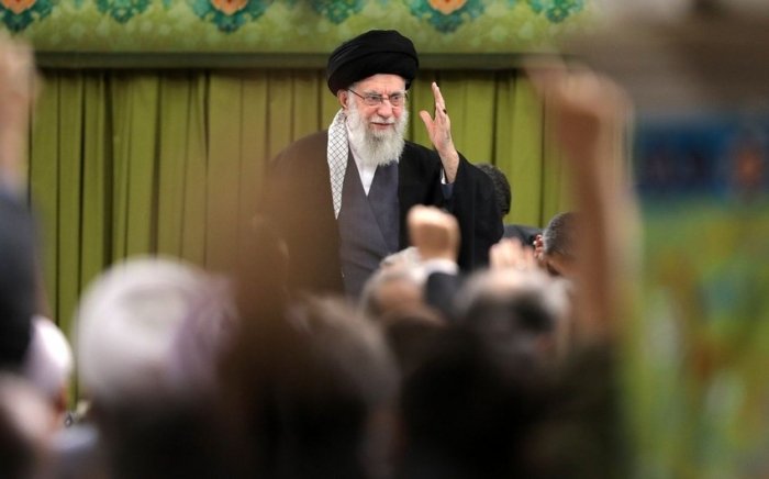 Xomanaiy: Agar AQSh yana hujum qilsa, Eron javoban shunga o‘xshash zarba beradi