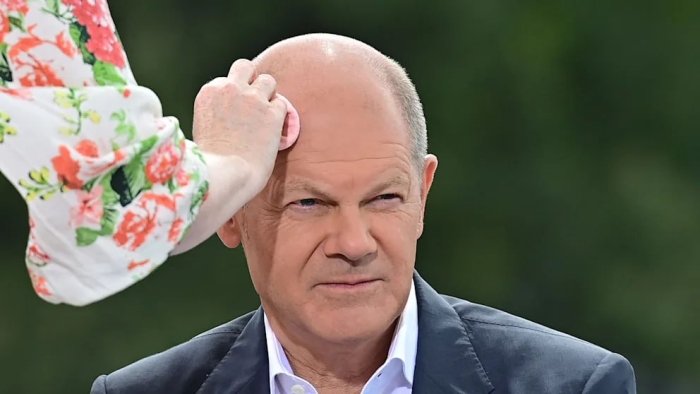 Germaniya hukumatining grimiga 588 ming yevro sarflangan