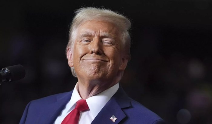 Трамп 4 йил ичида 33 минг 573 марта ёлғон гапирган