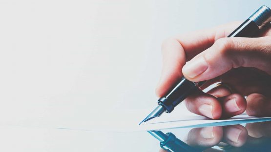 "Voajab! Bu nima? Nahotki, bu bilan u meni nazarda tutgan bo‘lsa?! Yoki qalbida boshqa erkak bormikin?"