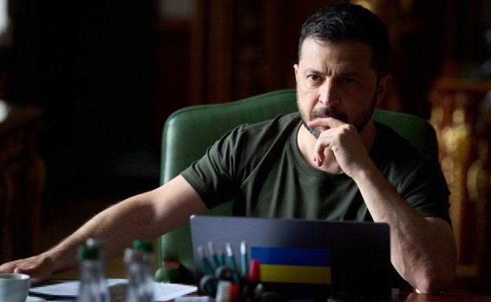 Zelenskiy: Ukraina hududlari masalasini faqat Putin bilan muhokama qilaman