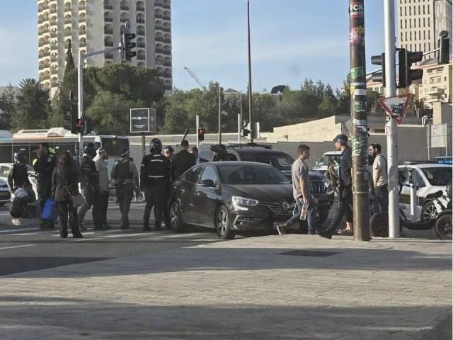 Нетаняхунинг кортежи Қуддусда аварияга учради