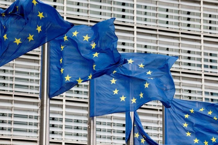 Evropa Ittifoqi Kengashi Yevropani qayta qurollantirish uchun 150 milliard yevrolik fond yaratishni yakuniy tarzda ma’qulladi — Euroactiv 