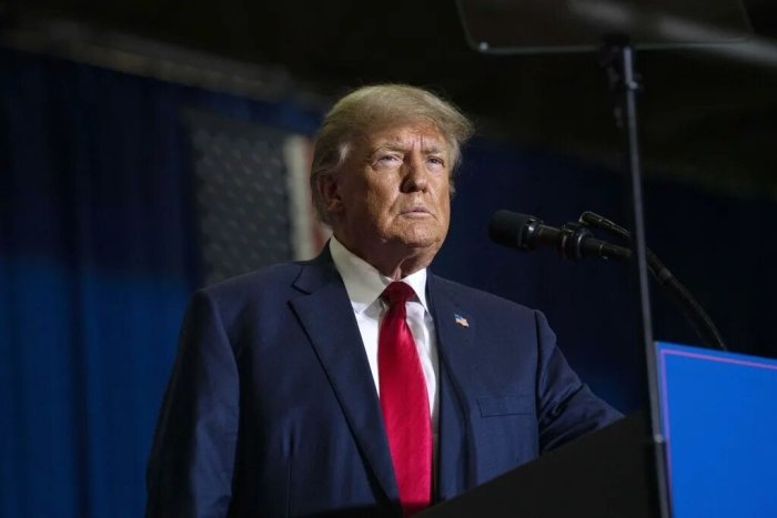 АҚШ Эрон билан ҳамкорлик қилувчи давлатларга 25% бож жорий этмоқда