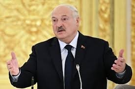 Ўзбекларга эшикларимиз доим очиқ. Келинглар, ишланглар, яшанглар — Лукашенко