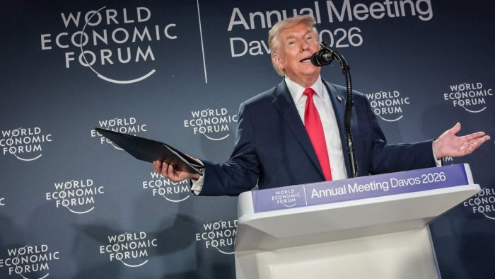 Трамп: "АҚШнинг Эронга қарши ҳарбий операцияси қимматга тушиши мумкин"