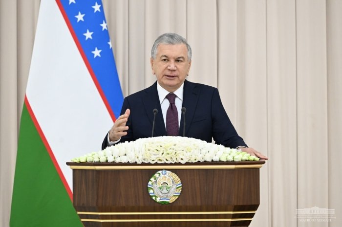 Shavkat Mirziyoyev raisligida Navoiy viloyatini ijtimoiy-iqtisodiy rivojlantirish vazifalari yuzasidan yig‘ilish boshlandi