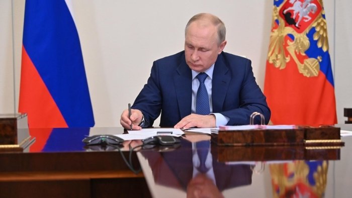 Путин Ниғматилла Йўлдошевни орден билан мукофотлади