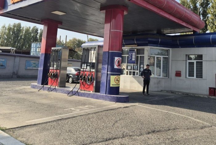 Фарғона вилоятида сифатсиз нефть маҳсулотларини сотувга чиқарган АЁҚШга нисбатан чора кўрилди