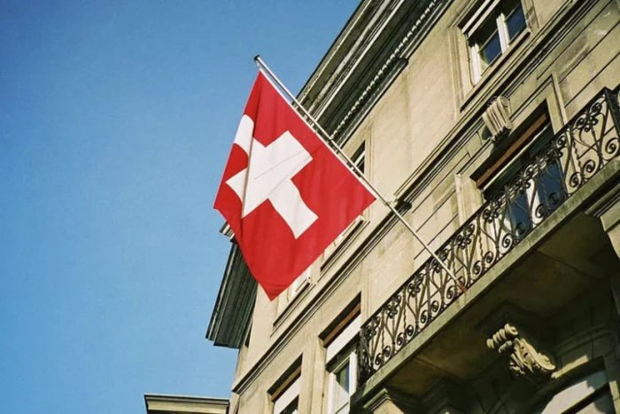 Швейцария ТИВ: "Россия, Украина ва АҚШ ўртасидаги музокаралар ёпиқ эшиклар ортида ўтказилади"