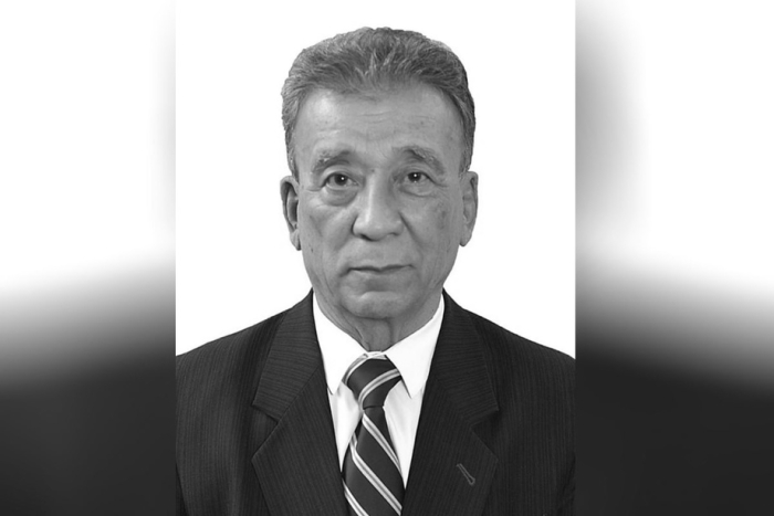 Академик Назар Тўраев вафот этди