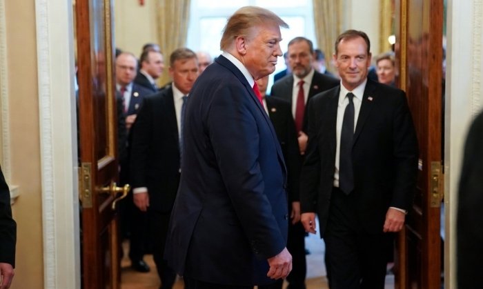 Трамп Эрон билан келишувга эришиш истагини билдирди: Женевада муҳим музокаралар бошланмоқда