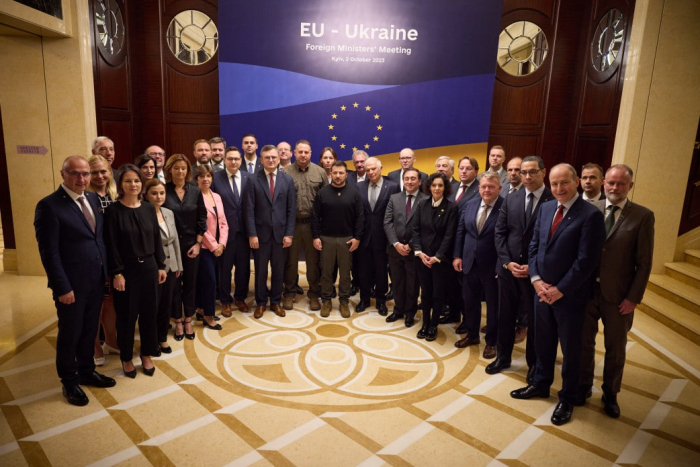 Киевда ЕИ давлатлари ТИВ раҳбарлари Украинани қўллаб-қувватлашга ваъда берди