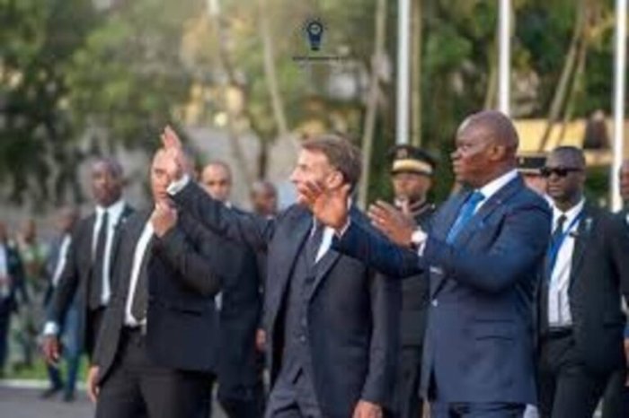 Макрон Африка сафари доирасида Габонга келди