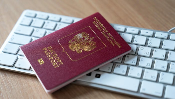 Chernogoriya rossiyaliklar uchun viza cheklovlari joriy etilishini e’lon qildi