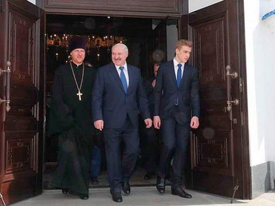 Lukashenkoning o‘g‘li Moskvada soxta ism-familiyaga ega bo‘ldi