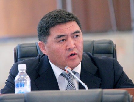 Қирғиз депутати Абдулла Ариповга жавоб қайтарди: "Бир метр еримизни ҳам бермаймиз!"