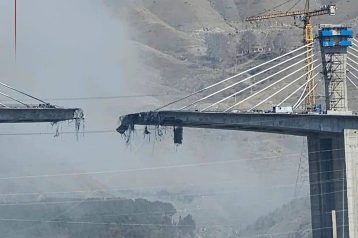 Эрондаги кўприкка уюштирилган ҳужум натижасида ҳалок бўлган қурбонлар сони ортиб бормоқда