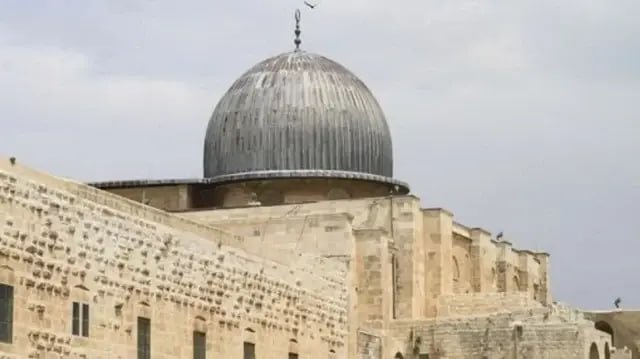 XAMAS Al-Aqso masjidining yopilishi aprel oyining o‘rtalariga qadar uzaytirilganini qoraladi