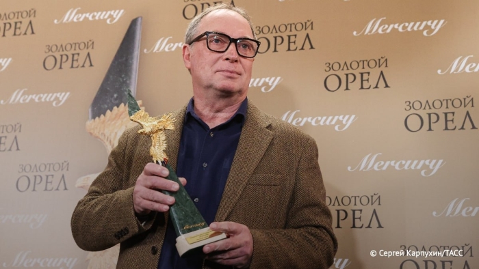 «Одил киши» фильми «Энг яхши режиссёр» номинациясида «Олтин бургут» мукофотини олди