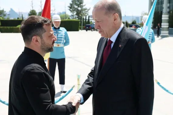 Zelenskiy Moskvani "hurmatsizlikda" va  urushni cho‘zmoqchilikda aybladi