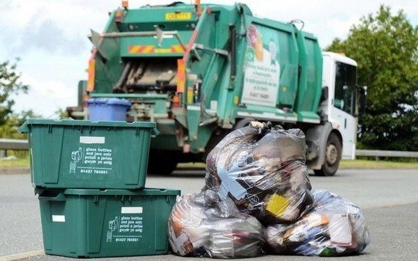 Boshlandi: Toshkentda chiqindidan qarzdor iste’molchilarga SMS yuborilmoqda