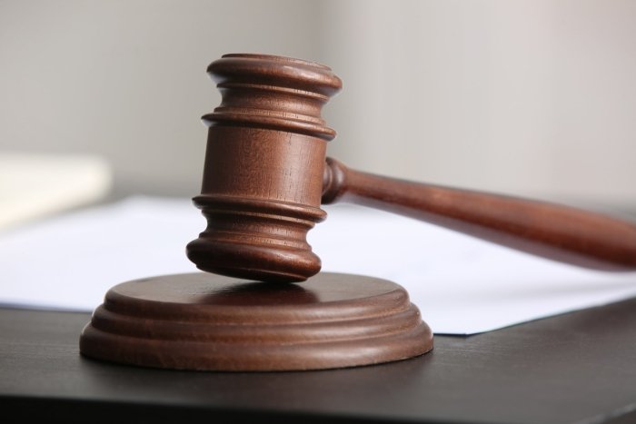 Қайнонасининг гўштидан манти қилиб, эрини ҳам ўлдирган аёлга 12 йил жазо берилди Қайнонасининг гўштидан манти қилиб, эрини ҳам ўлдирган аёлга 12 йил жазо берилди