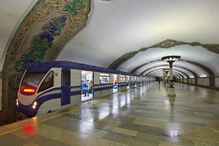 Тошкент метрополитени поездларнинг тўхтаб қолиши сабабларини маълум қилди