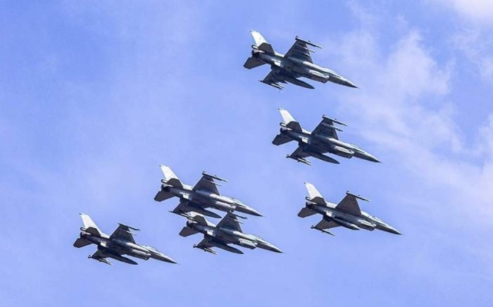 Россиянинг фаоллиги сабабли Польша самолётлари осмонга кўтарилди