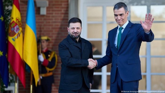 Испания Украина учун қурол-яроғ харид қилишга бир миллиард евро ажратмоқчи