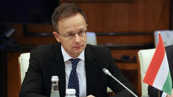 Венгрия ТИВ: "Биз Европа Иттифоқининг Грузия раҳбариятига қарши санкциялар қўллашига йўл қўймаймиз"