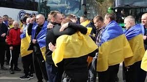 “193 га 193” форматда: Украина ва Россия ўртасида ҳарбий асирлар алмашинуви ўтказилди