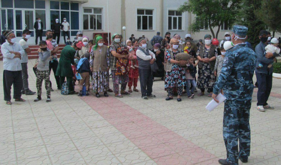 900 nafarga yaqin sirdaryolik Jizzaxdan o‘z uylariga qaytarildi (FOTO)