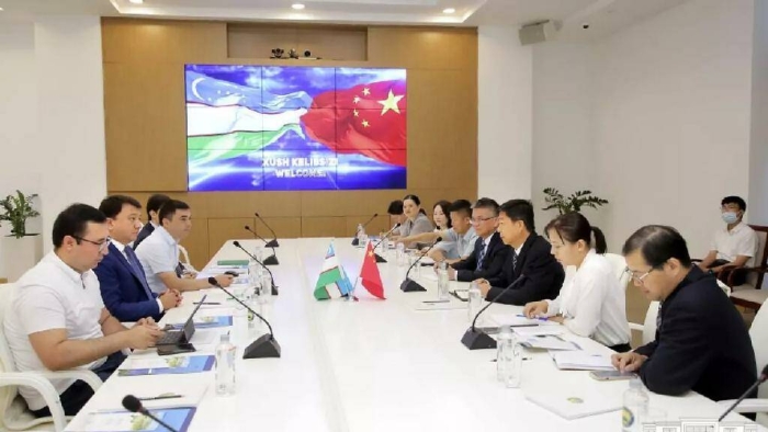 Хитойлик тадбиркорлар Тошкент иқтисодиётига сармоя киритмоқчи