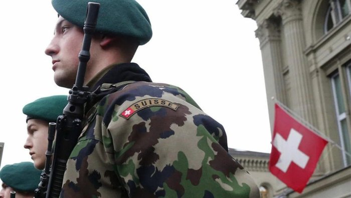  Швейцария армияси Бош қўмондони Украинага тинчликпарвар кучларни юборилиши мумкинлигини айтди