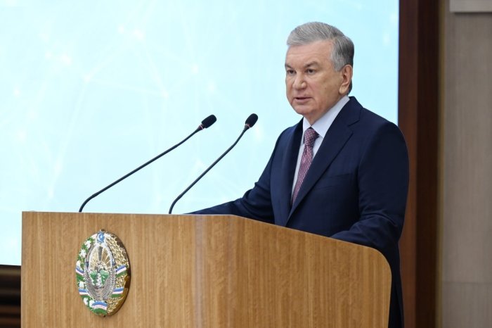Президент: "Иссиқ кунларда газда шунча муаммо бўлса, қишда одамлар қозонини нимада қайнатади?"