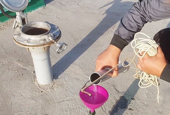 Buxoro viloyatida sifatsiz neft mahsulotlarini sotuvga chiqargan AYOQShga nisbatan chora ko‘rildi Buxoro viloyatida sifatsiz neft mahsulotlarini sotuvga chiqargan AYOQShga nisbatan chora ko‘rildi