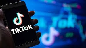 Еврокомиссия TikTok’ни болалар хавфсизлиги қоидаларини бузганликда гумон қилмоқда