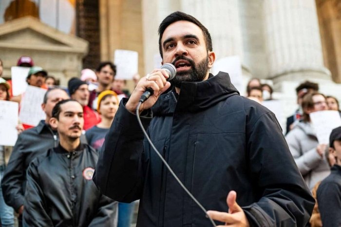 Tramp Nyu York meri lavozimiga nomzodni “telba kommunist” deb atadi 