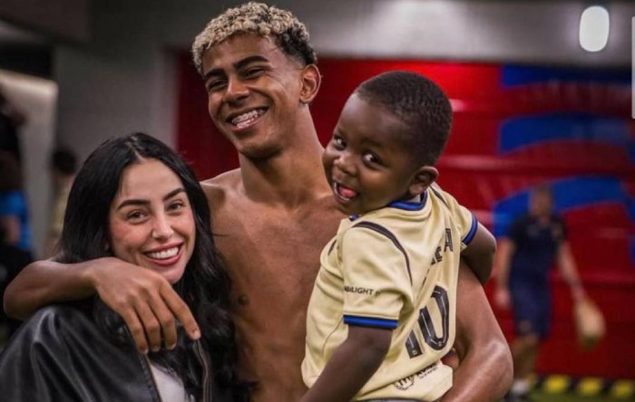 Lamin Yamal qiz do‘sti bilan ajrashganini e’lon qildi!