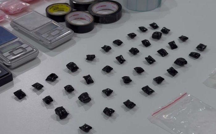 Бишкек–Тошкент рейсида гиёҳванд модда олиб кирмоқчи бўлган фуқаро қўлга олинди